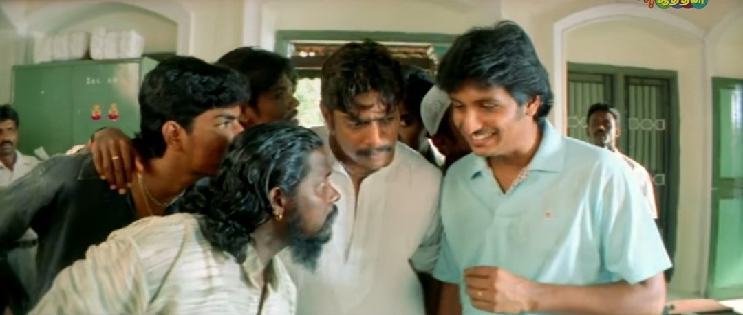 VijayismX's tweet photo. Vijay Ajith lam TN ah naasam akiruvanga.. 

Apo yaruthan TN ah kaapathuvanga ?

" Gopalapuram kudumbam than " https://t.co/JL1VYZYdoC