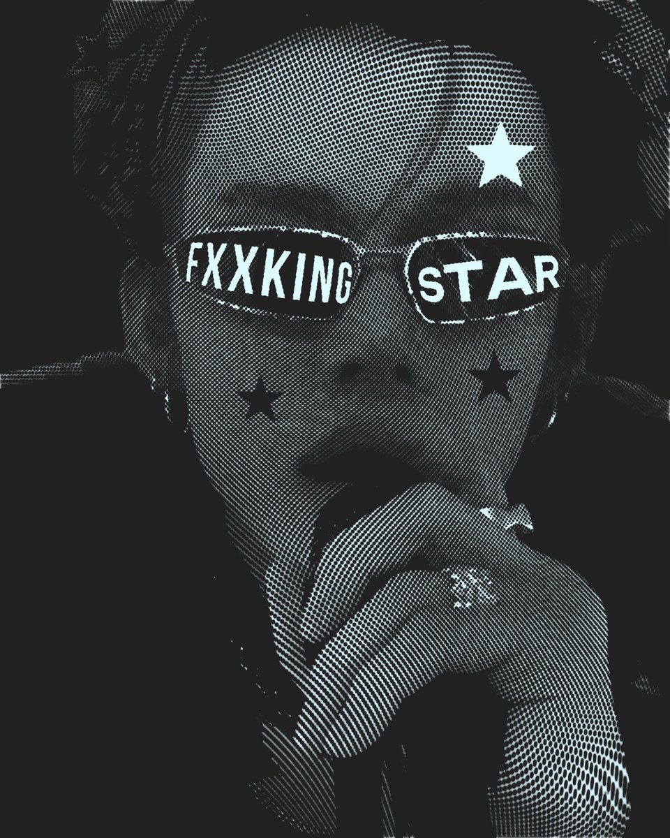 seekingtxt's tweet photo. in honour of yeonjun day, here’s some edits i never posted! 

#YouAlwaysShineYeonjun https://t.co/d9YTJ7hdga