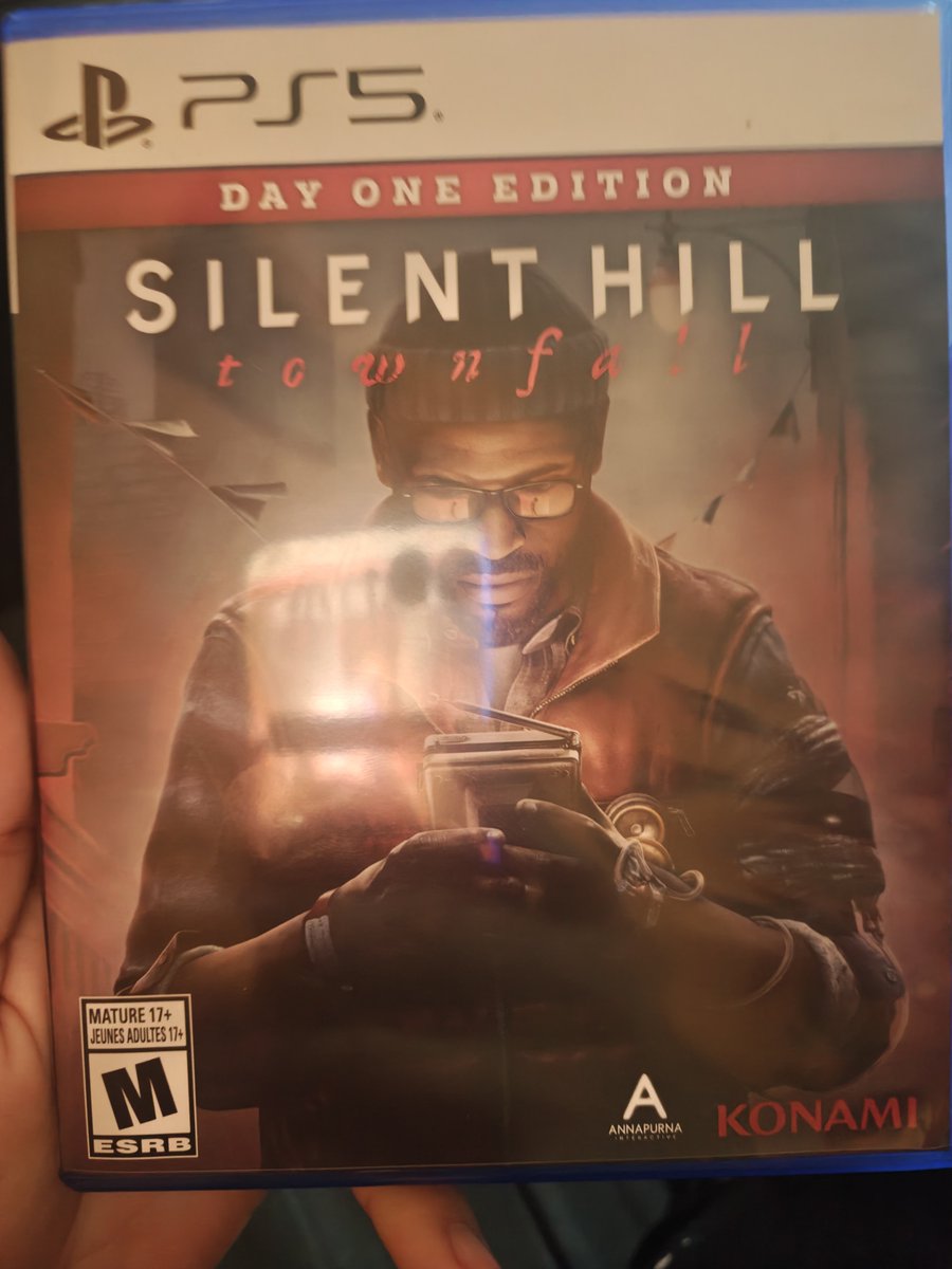 dark_irvin's tweet photo. Bueno aver que tal esta el silent hill townfall ya tenía ganas de probarlo
#silenthill #silenthilltownfall #ps5pro https://t.co/JPdBQA2f5A
