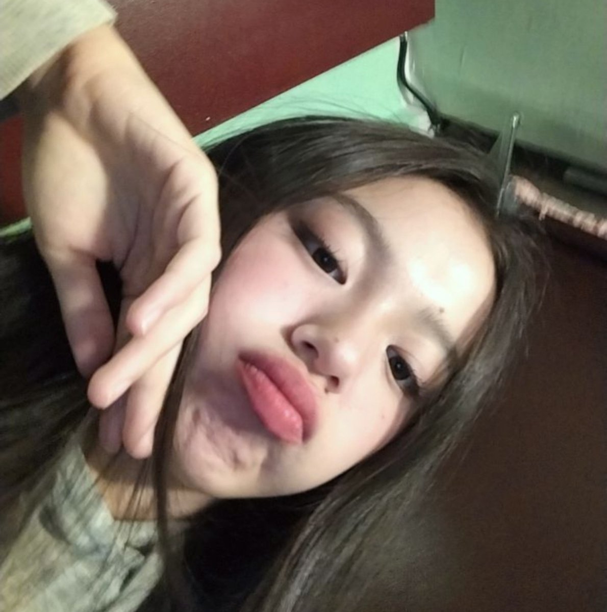 auajanne's tweet photo. Я хочу чтобы мне дарили вкусняшки просто так🥲
Где мой принц на белом коне? https://t.co/tBhVvbAwLv