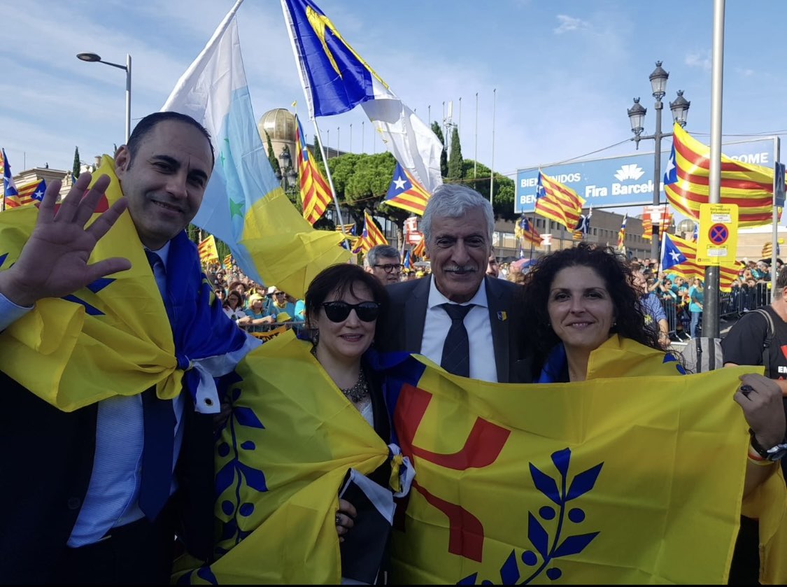 Ammarkh08631127's tweet photo. VIVE LA DIADA 
KABYLIE–CATALOGNE : DEUX PEUPLES, UNE MÊME ASPIRATION À LA LIBERTÉ https://t.co/rQ5yLuhqCi