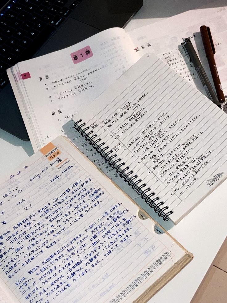 ushiwakazx's tweet photo. #studytime https://t.co/wXUQUK2tRL