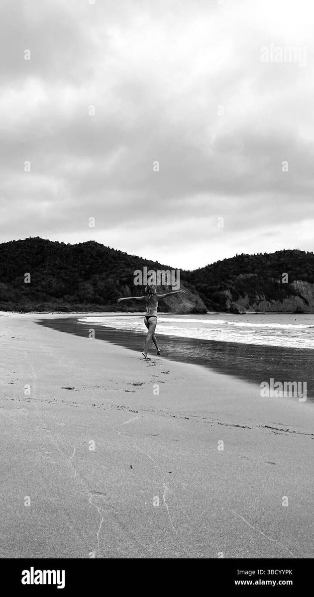 arjunblake62975's tweet photo. a lot of my writing comes from raw moments, and are therefore uncut. https://t.co/XKCduGv0SO