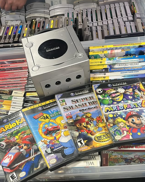 aVideoGameCon's tweet photo. If the name doesn't already say it all, these items will take you back in time. Call It Nostalgia brings video games, TCG packs, &amp; collectibles for a lineup that hits every corner of your inner geek &amp; gamer.
#AVGC #AVideoGameCon #VendorVillage #NewJersey #NJ #callitnostalgiaNJ https://t.co/8WqogxLKad