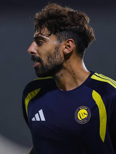 M012023's tweet photo. #النصر مع هذا المدرب لن يحقق شيء
 و كأنه لم يشاهد نصر #خيسوس 

هاردلك يا نصراويين الوضع صعب جدًا ثالث مباراة على التوالي و المستوى سيء و القادم 👎

موسم لا يبشّر بخير 

رجالات #النصر ⁉️ https://t.co/31v9MGYBhk
