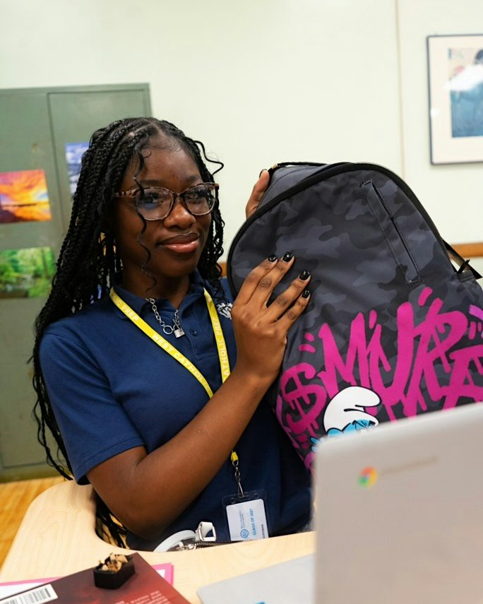 WCPrep's tweet photo. First week of school complete!🚾 📚 As we begin a new school year, our seniors proudly show off their Senior Kid backpacks, celebrating the start of their final year at West! 

#westisbest #belongbelievebecome #wcp #GoBurrs https://t.co/DOABKsYGTD