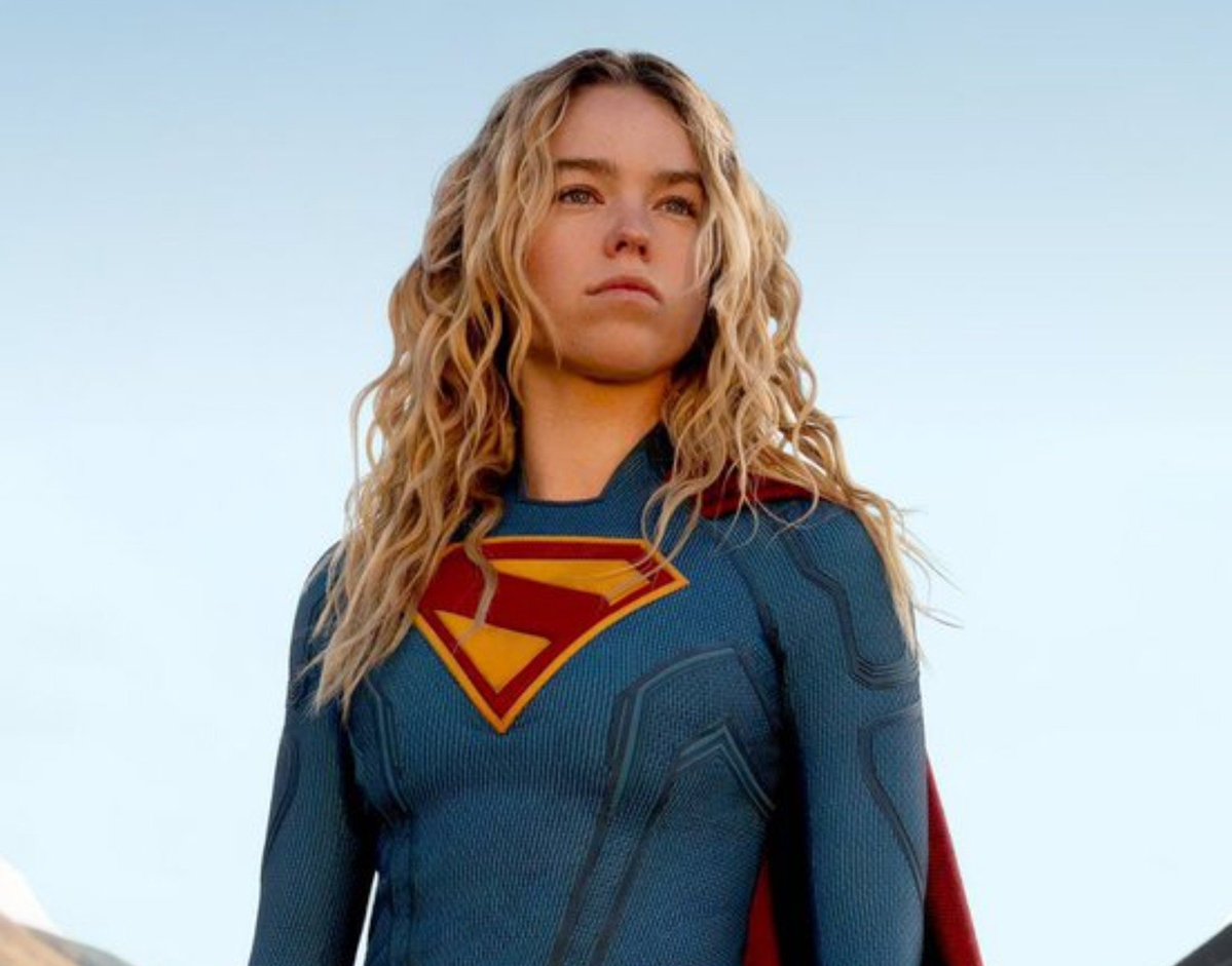misterbatson's tweet photo. Acabei de assistir ao filme da Supergirl e gostei pra caramba. N entendi pq a galera jogou tanto hate no filme, tem uma boa história e o tempo passou voando.

Minha úncia crítica é em relação ao visual do Krem q não tem nada a ver com as HQs.

Mas tirando isso, é um ótimo filme. https://t.co/Mmk1Oc9R5Q