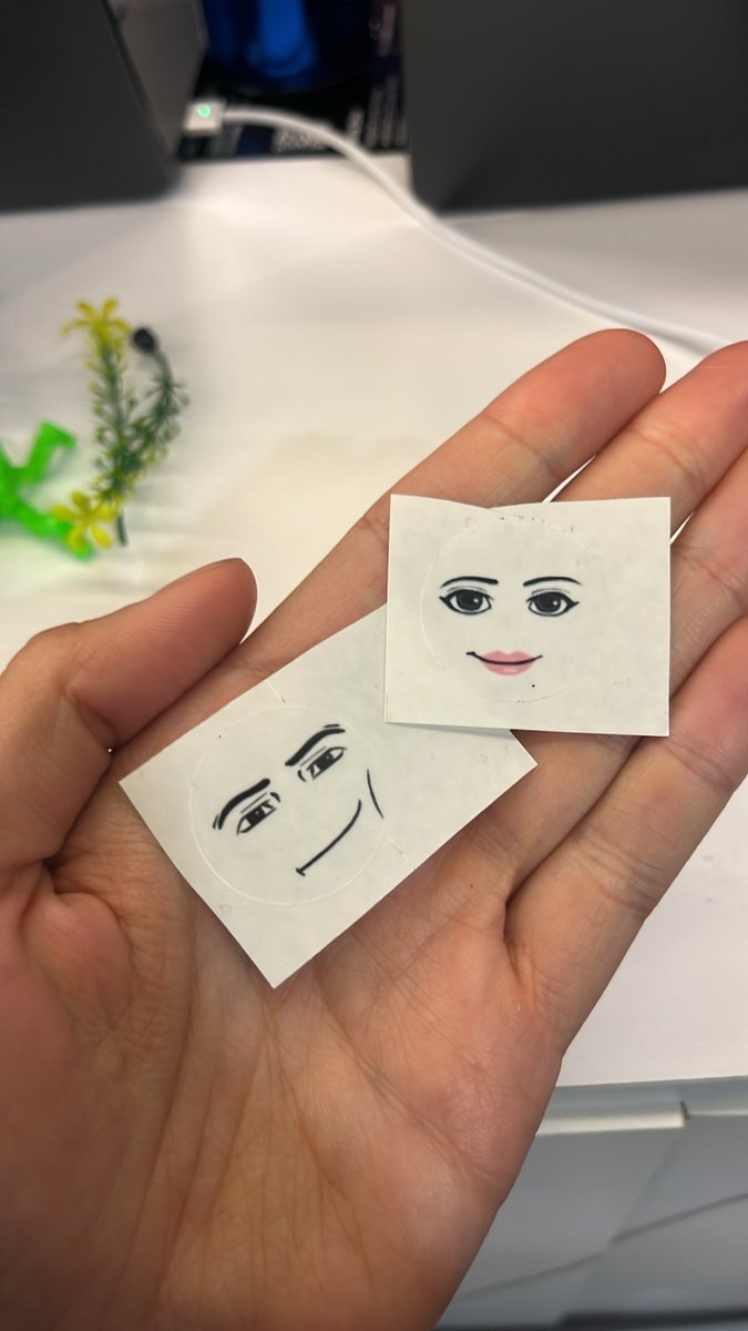 BitwiseAndrea's tweet photo. find me at RDC for stickers to make your devices and peripherals way funnier https://t.co/sxc7RZkuPI