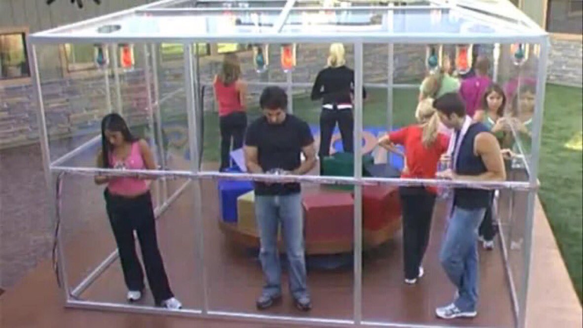 givethemwarmth's tweet photo. embrace tradition, reject riggery #bb28 https://t.co/fbeRC64C3w