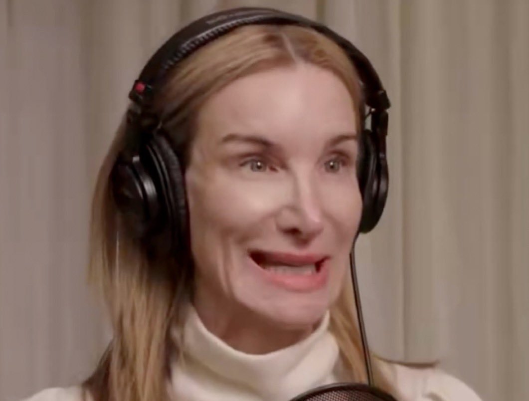 LangmanVince's tweet photo. I can't believe Elon Musk called Jennifer Welch ugly 🤣 https://t.co/Mp4FVZK8hr