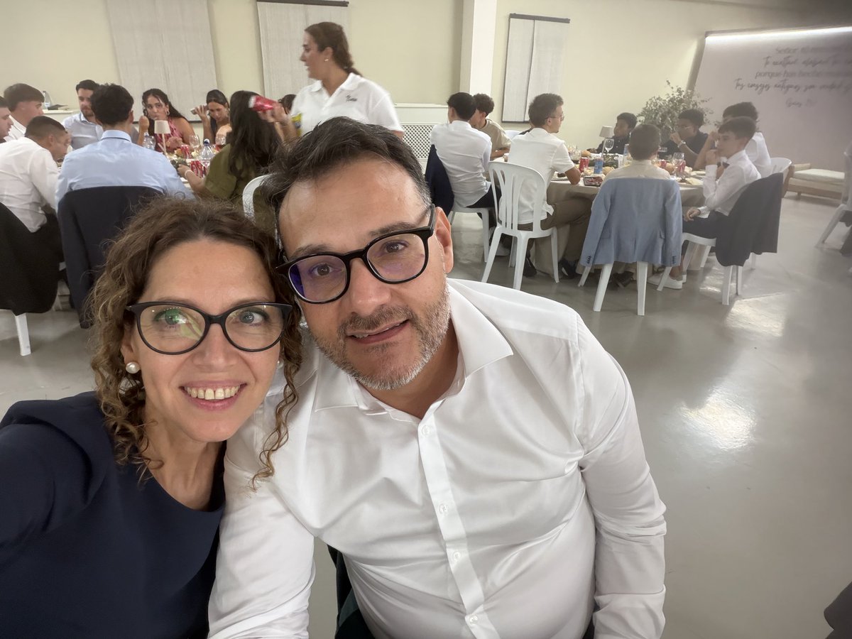 EglisePhare's tweet photo. C’est le jour du mariage de Juanma et Vanessa, Nous prions pour que, dans cette nouvelle saison, le Seigneur continue de vous guider et de vous bénir. https://t.co/eRyeU4t6co