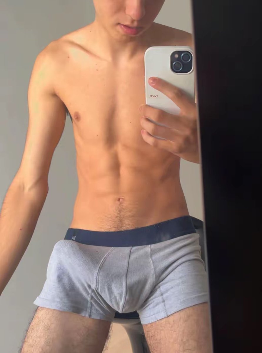 Sextiag09's tweet photo. quiere saludar 🙋🏻‍♂️ https://t.co/VUwIxcNvdi