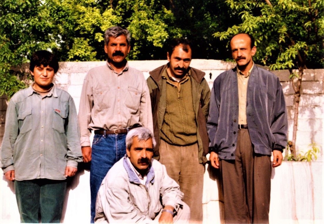 PakrewanRoj's tweet photo. Nasnav : Ruken
Nav û paşnav : Afitap DEMİRER
Cihê jidayikbûnê : 06.06.1970 Çorum-İskilip
Navê dayik-bav : Kadriye - Hüsnü
Cih û dîroka şehadetê : 10.05.1994 Serhat-Agıri
Dîrok û cihê tevlîbûnê : 1990 Agıri https://t.co/RIBJuPxpKr
