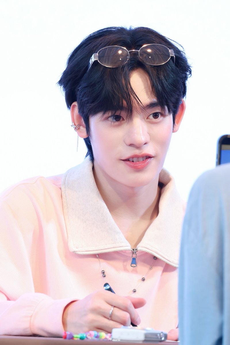 marliipor's tweet photo. 100926 🐻‍❄️˚✩💠

MUTE X SUPPAKARN
·˚ ༘♡ #PorWithMUTE
#porsuppakarn @porsuppakarn ❀° https://t.co/O2xGE4DXZv