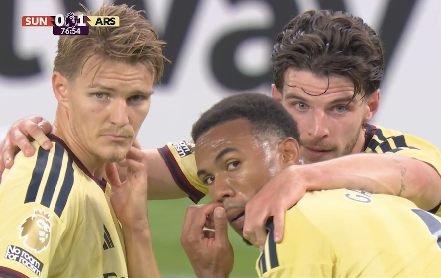TouchlineX's tweet photo. 📸 - How come every single Arsenal player is full of aura these days! https://t.co/0DVHqKsG5i