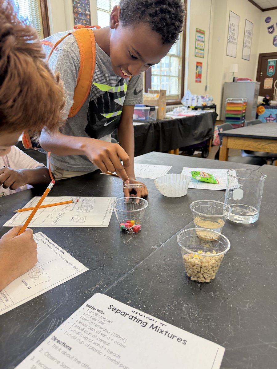 BStoreyMS's tweet photo. Our 6th grade Eagles are engaged in learning at our very first ADSY Saturday School! Learning doesn’t stop just because it’s Saturday😍. Parents, thank you for your support. We will see you next ADSY Saturday school, October 17th.
#BuildingaStoreyofExcellence🦅 https://t.co/0HqgLgX4yV