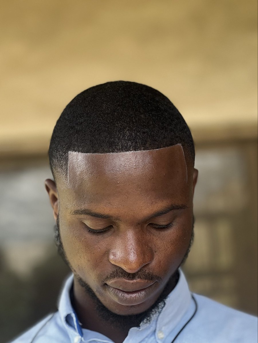 GMAGE_'s tweet photo. POV: The cleanest fade you’ve seen in 2026??🔥🥶

Booking set. Available.
📍 Akure, Ondo State
📲 09066026294

GMAGECUTZ | Precise. Bold.

#fypシ #trendingreels #barber #gmagecutz #explorepage https://t.co/smvcQKZfxq