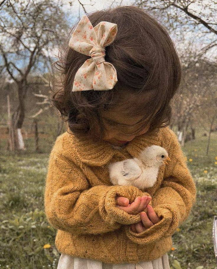 Ali_ehyaei__'s tweet photo. روزی که مرگ، بی خبر از راه می‌رسد
آن پلکِ آخری که به هم می‌زنم " تویی " https://t.co/7ea9vWdptL