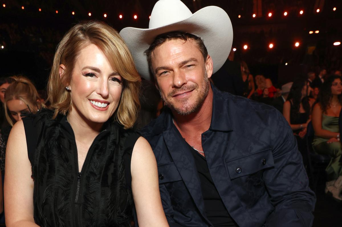 nypost's tweet photo. ‘Reacher’ star Alan Ritchson and wife Catherine announce split after 20 years of marriage https://t.co/BJWa8kPtO8 https://t.co/TYAJAaJrtt