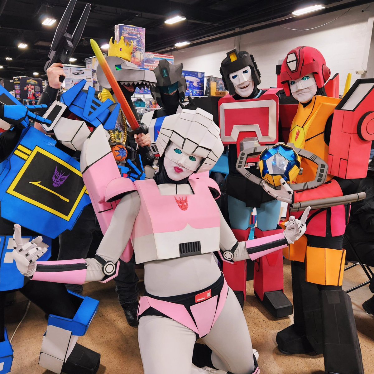 cybertronicband's tweet photo. Just hangin' out w some of our friends before the last P.R.O.M. of the tour tonite! Gonna be an extra special night! Can't wait to party one more time 🌹

Tickets are sold tf out!

#transformers #prom https://t.co/AiOFNOD64L