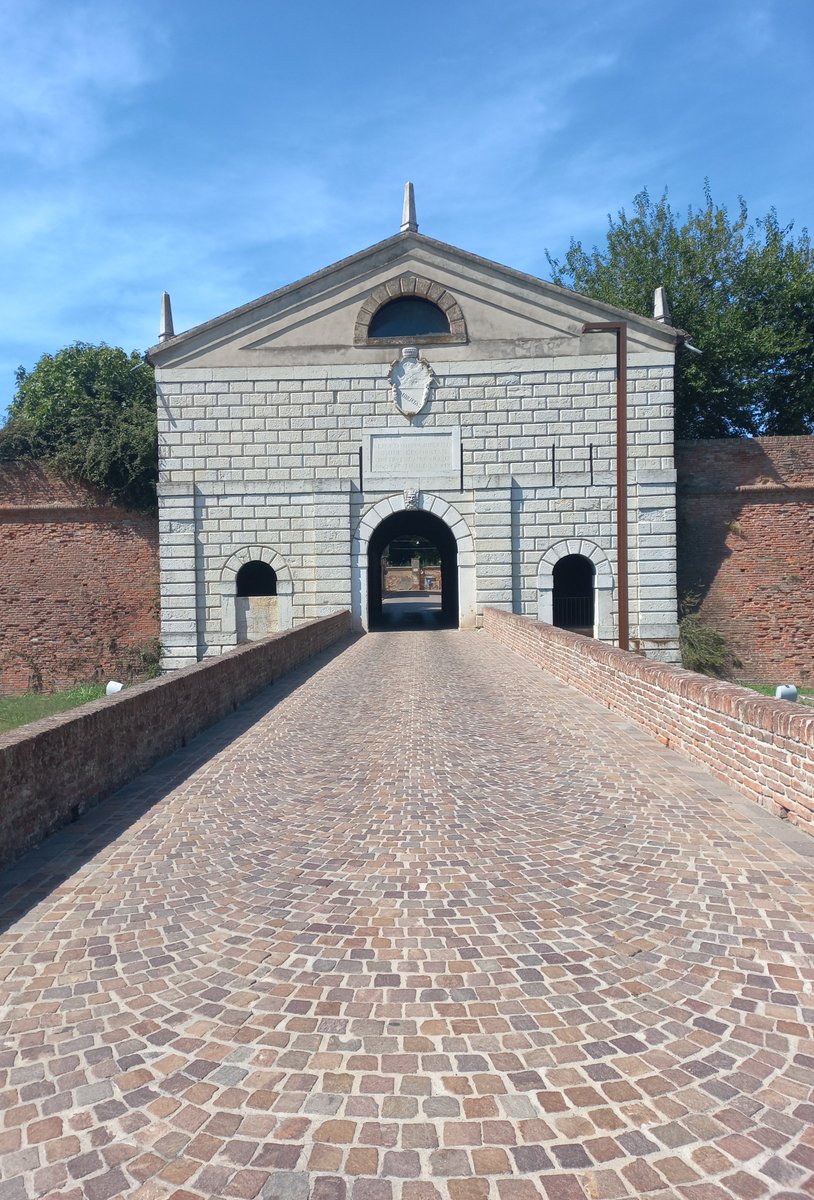 GianlucaSolera's tweet photo. Sabbioneta fu concepita quale città ideale. E oggi, come potersi fregiare di tale titolo?
Read: E la prossima città ideale?
https://t.co/xoQEO2X39L https://t.co/PF0sDslOsk