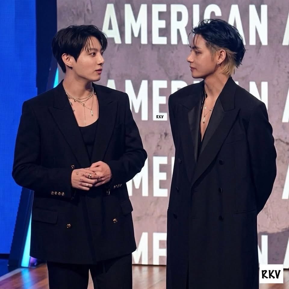 crowkook's tweet photo. THEY LOOKED SO HUSBANDS CODED https://t.co/GMcPxvy4iv
