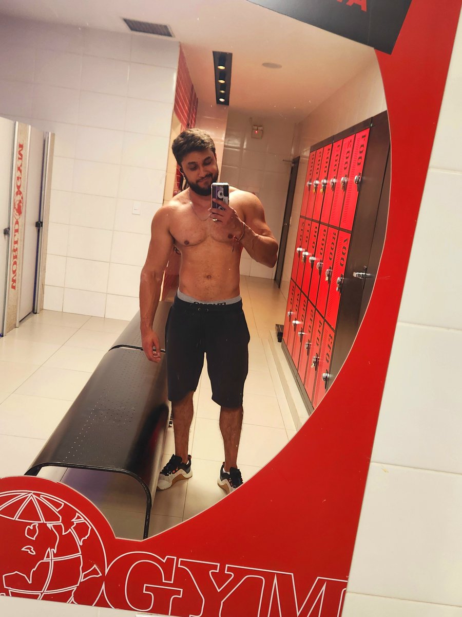 AlanBsb25's tweet photo. No pump p um sábadão daqueles https://t.co/GdH2cj4oiq