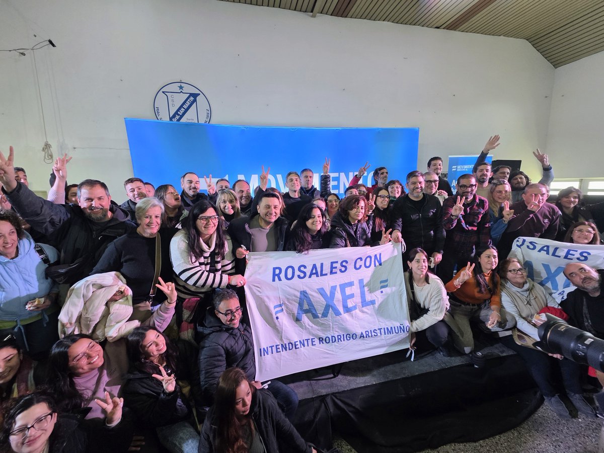 rodrigo_arist's tweet photo. 📍 Coronel Suárez

Hoy compartimos un nuevo plenario del Movimiento Derecho al Futuro, junto a compañeros de toda la Sexta Sección.

Estos encuentros nos permiten escucharnos, intercambiar miradas sobre la realidad de nuestros distritos y compartir experiencias para pensar juntos los desafíos que tenemos por delante.

Seguimos construyendo este espacio desde cada distrito, con organización, encuentro y compromiso junto a Axel.

Desde el interior bonaerense tenemos mucho para aportar, no solo a nuestra Provincia, sino también a la construcción de una alternativa para la Argentina.