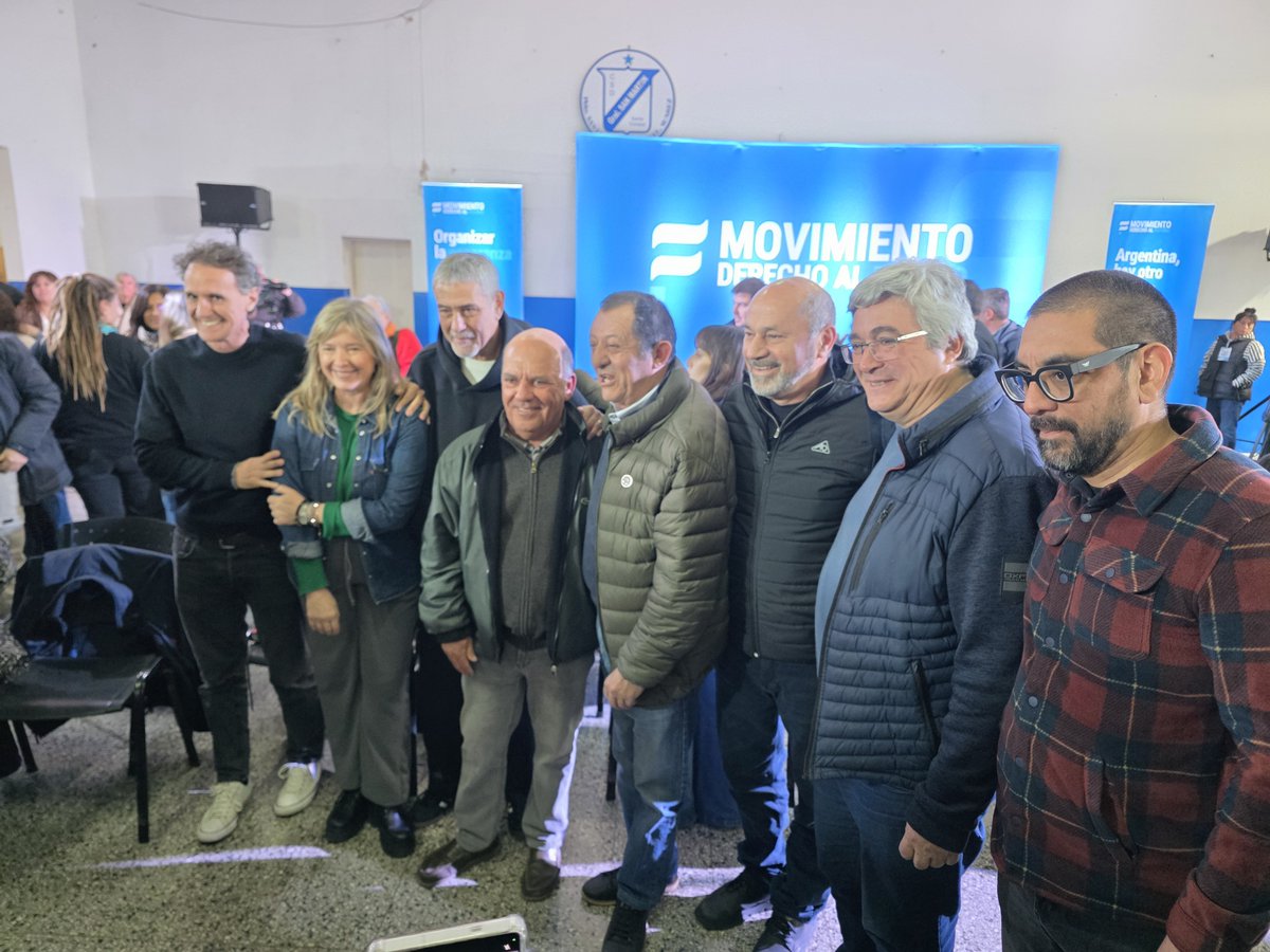 rodrigo_arist's tweet photo. 📍 Coronel Suárez

Hoy compartimos un nuevo plenario del Movimiento Derecho al Futuro, junto a compañeros de toda la Sexta Sección.

Estos encuentros nos permiten escucharnos, intercambiar miradas sobre la realidad de nuestros distritos y compartir experiencias para pensar juntos los desafíos que tenemos por delante.

Seguimos construyendo este espacio desde cada distrito, con organización, encuentro y compromiso junto a Axel.

Desde el interior bonaerense tenemos mucho para aportar, no solo a nuestra Provincia, sino también a la construcción de una alternativa para la Argentina.