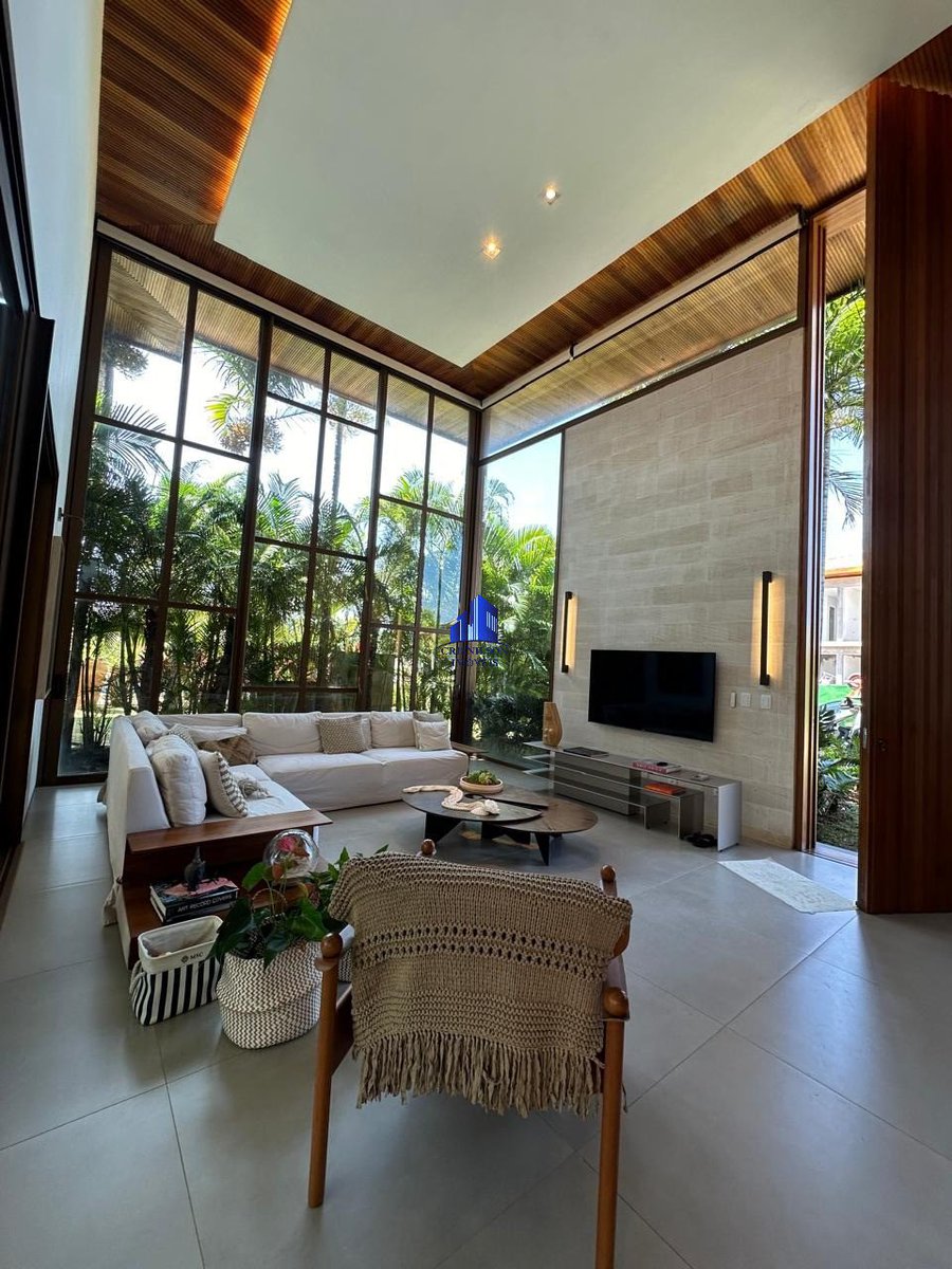 crisnilsonimob's tweet photo. Exclusividade | Enseada do Castelo, Praia do Forte

306m² | porteira fechada | super decorada | 5 suítes | espaço gourmet | localização privilegiada | condomínio com infraestrutura excelente | região com grande potencial de valorização | 6 vagas.

💰 R$ 9.500.000

Saiba mais: https://t.co/SVVqnUroIn⁠

#AlphavilleSalvador #ImoveisSalvador #ImoveisDeLuxo #CasaDeLuxo #crisnilsonimoveis