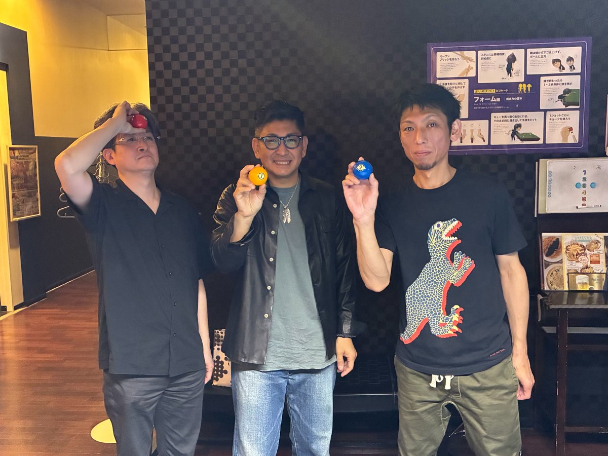 hustler_cam's tweet photo. 昨日は旭川ビリヤード月例会でした❗️

結果、優勝😊

3時間睡眠&amp;木曜に変えたばかりのKP CUEカーボンでかなり難しいビリヤードでした😂

金曜日の飲み会で球撞きできたかったし、眠さMAX😱

札幌、岩見沢、帯広と参加ありがとうございました❗️またお待ちしてます🎶

※内容の悪いビリヤードで🙏🙏🙏 https://t.co/kUPRx9G9HD