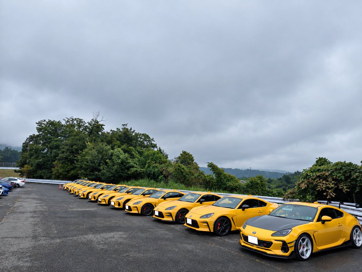 2014_BRZ_NISETI's tweet photo. #86BRZSTYLE2026
イエローパレットパーキング（非公式） https://t.co/ZcQW9VAw5d