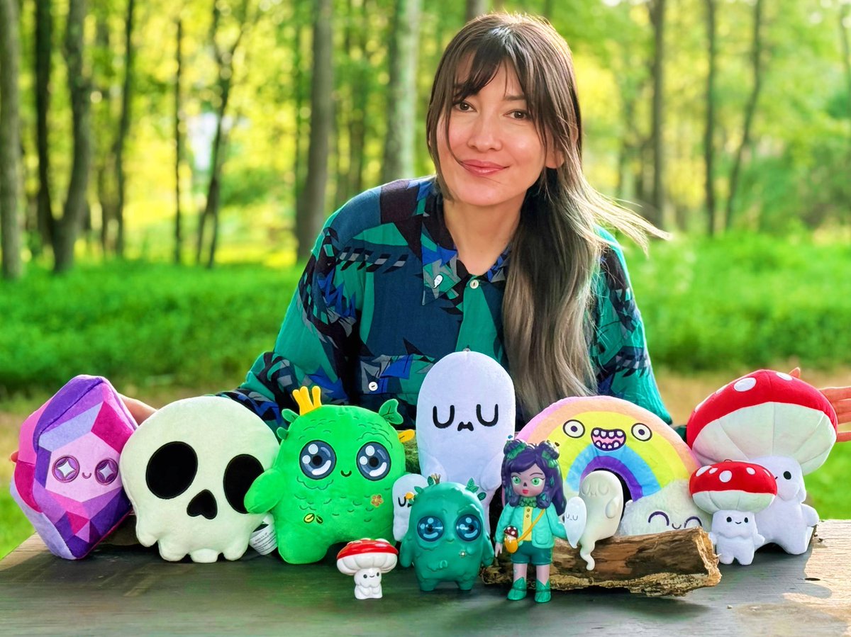 mumbot's tweet photo. Needed some new photos, so my daughter helped me take these out by the forest 😊 Which one do you like the best? 👻🍄🌱🌈💕 {might delete later😆} https://t.co/0mjVLaCK9v
