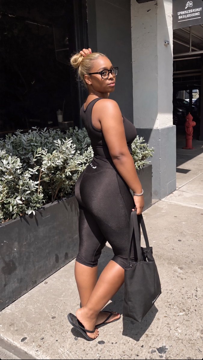 nylalove99's tweet photo. your hottest idea for this sunny path? 🌞💭 https://t.co/zbtXZFFSPY