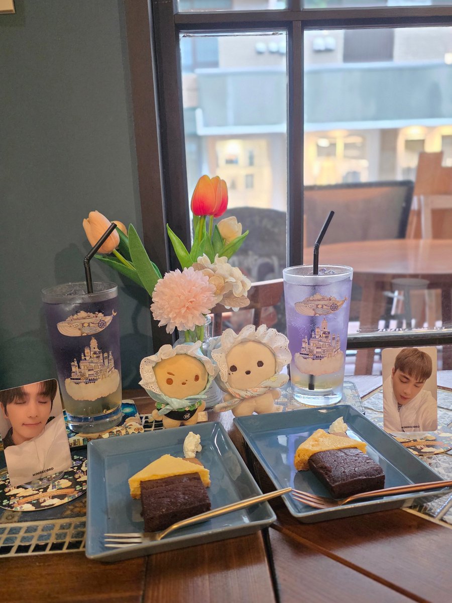 chupamnyeon's tweet photo. ☁️ℋᵅᵖᵖᵞ ℬⁱʳᵗᑋᵈᵃᵞ🍰☁️ https://t.co/Ow8OEXsD7p