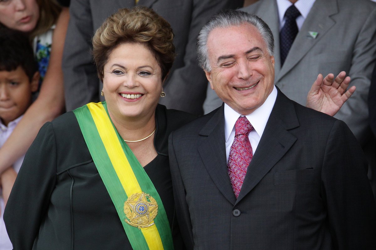 pombo_miope's tweet photo. do terceirão pra vida https://t.co/pJQ8pxoSk3