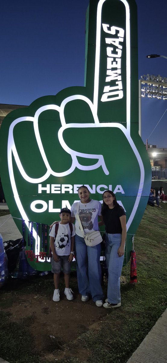 CaFig1978's tweet photo. @OlmecasTabasco con todo olmecas https://t.co/AoDZ1daP3I