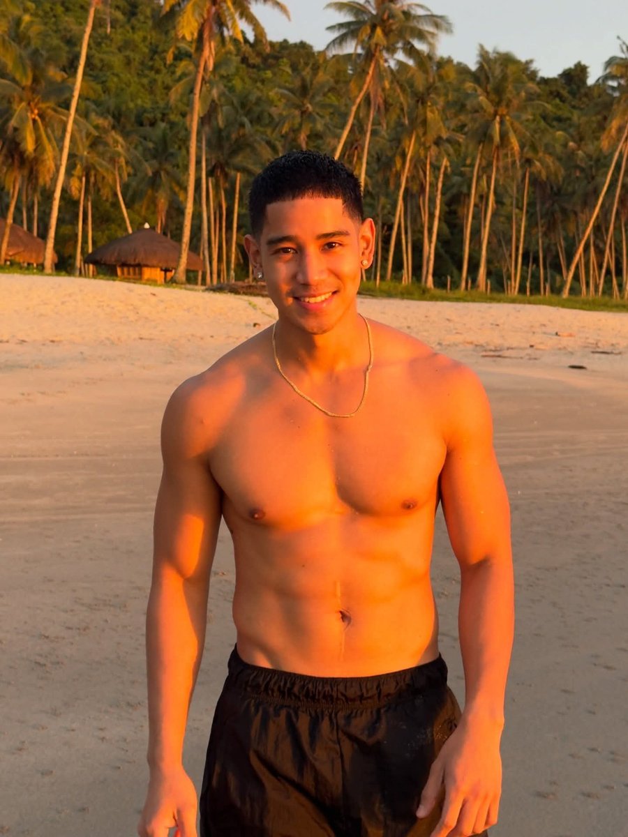 traixitindantoc's tweet photo. Mister Cosmopolitan 2026 John Eriq Bonifacio P7
#JohnEriqBonifacio https://t.co/GeWmmipsb8