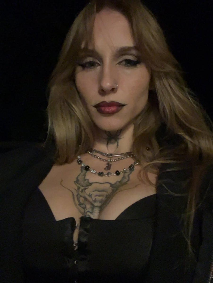 jayyymathis's tweet photo. pixelated kisses <333333333

JAY https://t.co/H5U88muyUP