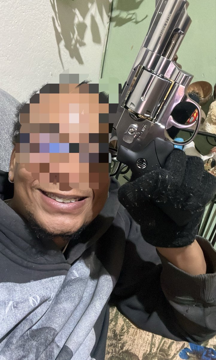 Vextre71's tweet photo. Branco Du Brocasito tá fudido , junto com o pluglip , Lil ze , , Lil giela , Costabilikid , Rudies flacko , Shaodre , akao.47 , big rush  aí Pcn boladão seu fuder  , vou fazer a limpa na Cena , e quem toma dores vai tá no pobrema com migo , fiz a lista grande aguardem vai cmç🤬🤬 https://t.co/mFW5cTilzR