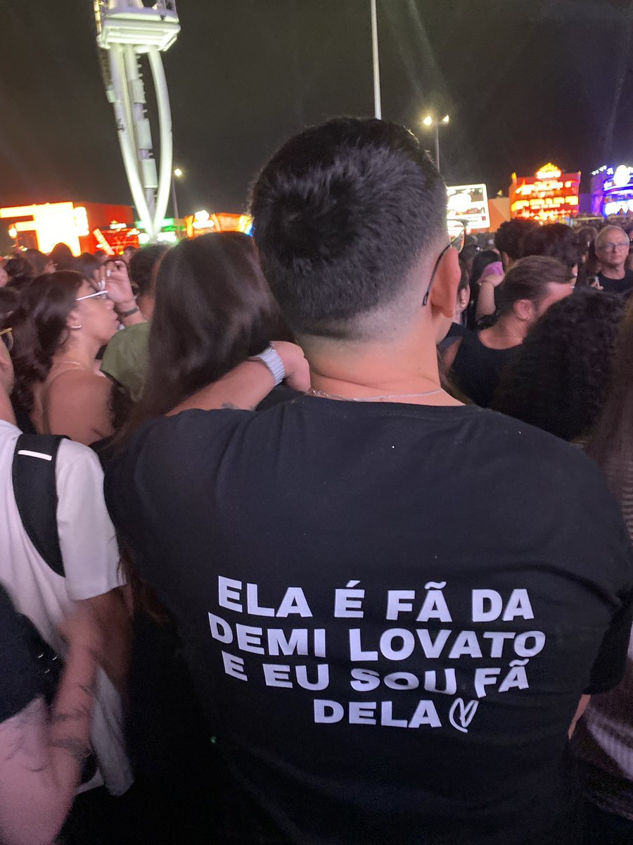ftlovatow's tweet photo. NAMORO SE FOR ASSIM https://t.co/nz10CQohq7