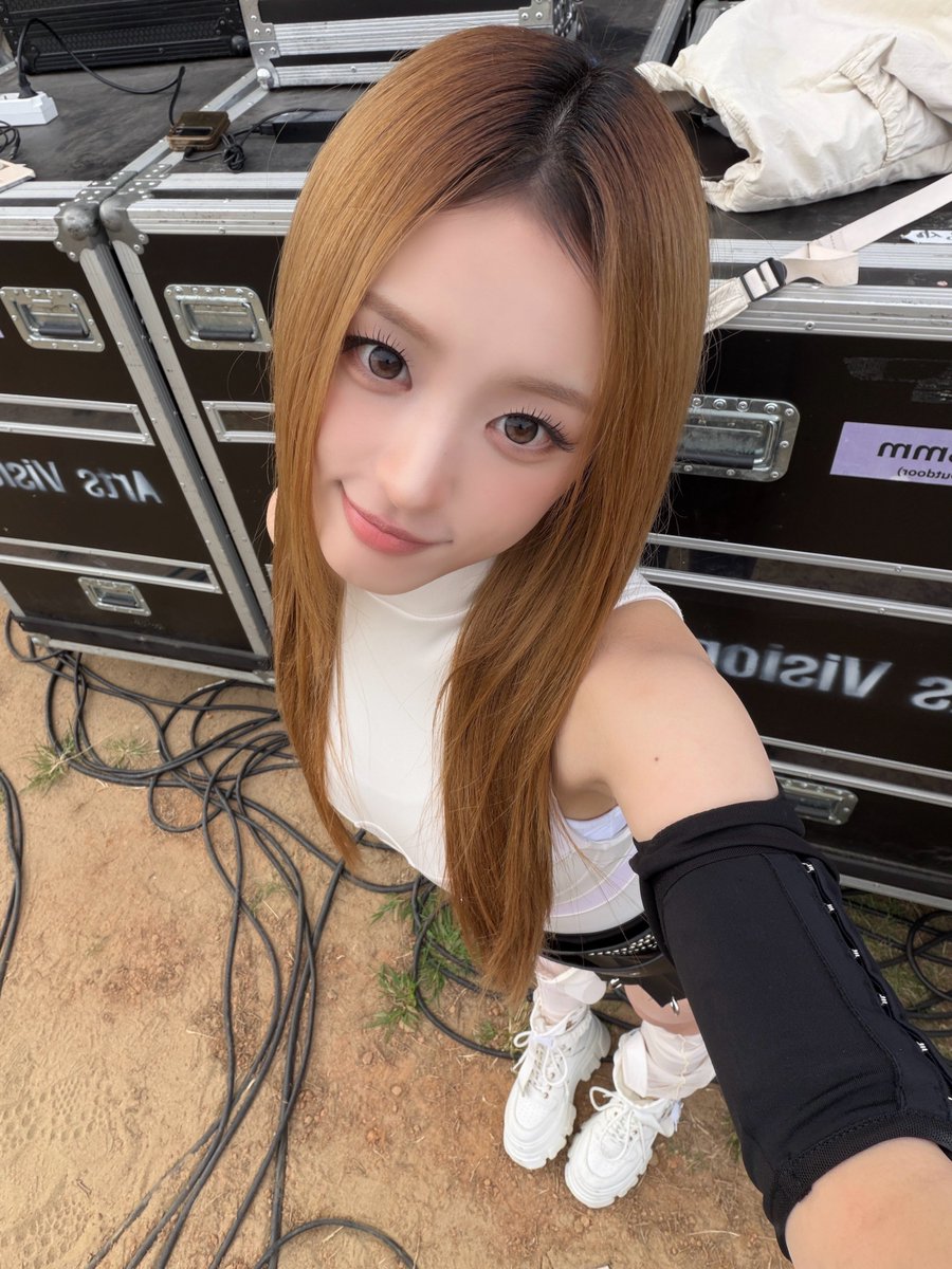 heart_of_woman's tweet photo. [H.O.W LOG 📸]

하티들!!!! 너무너무 고생 많았어요~~~~! 
하티들의 응원하는 목소리를 들을 수 있어서 정말 큰 위로와 힐링이 되었어요🤍 
와줘서 너무 고마워요!😿 
앞으로 더 열심히 노력해서 더 좋은 모습 보여드릴게요💪
사랑해요🤍

#HEARTOFWOMAN #하트오브우먼 #HOW 
#LIUYIN #류인 https://t.co/5KiGyABSkA