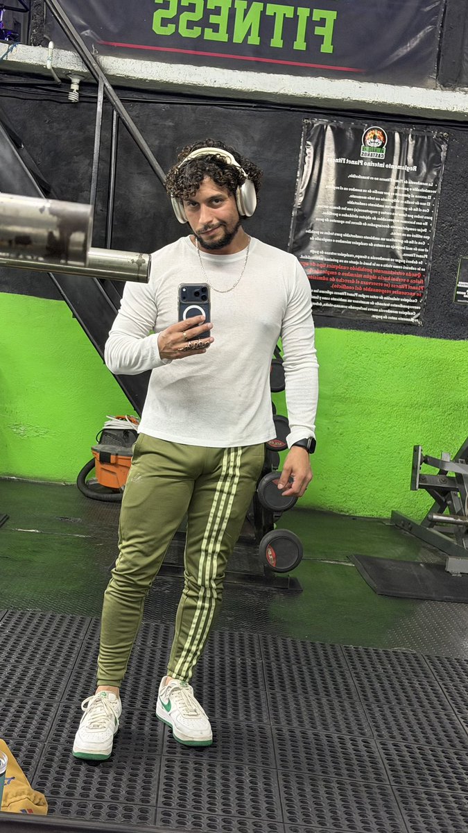 JonathanMedguer's tweet photo. https://t.co/zpWdHp1bjJ