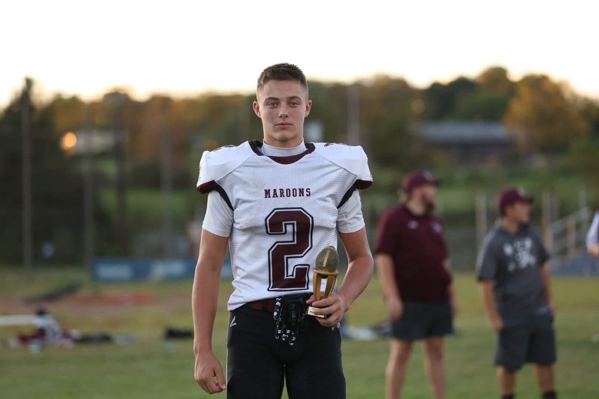 ZManRB1's tweet photo. Praxel Bowl Offensive MVP for our 7th grade WIN tonight over Wayne Co. 
Let’s go, Maroons!!! https://t.co/d2JB82fpWX