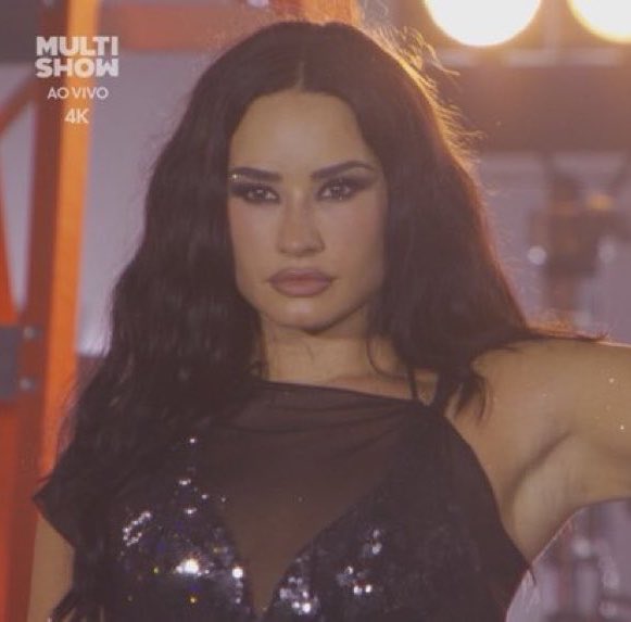 erikunbroken's tweet photo. rock in rio 2022 tu foi vingado https://t.co/LhXieKNgya
