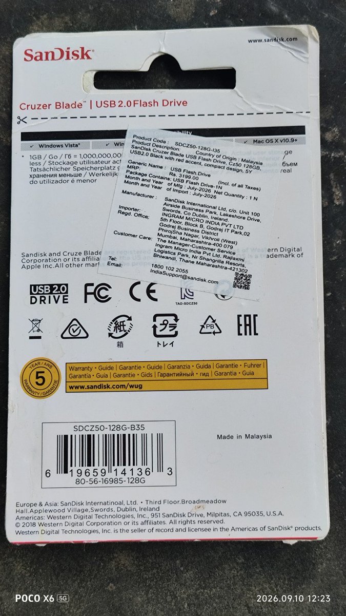 avidcricketer's tweet photo. #emergency #urgent @consumerforum @consumerforum_ @forum_consumer @Flipkart 
I'm fadeup for being cheated and harrassed by flipkart,now a days they sold duplicate products on their platform &amp; give chances to the fraudsellers,duplicate product selecting for return product https://t.co/NBNEStuUYA