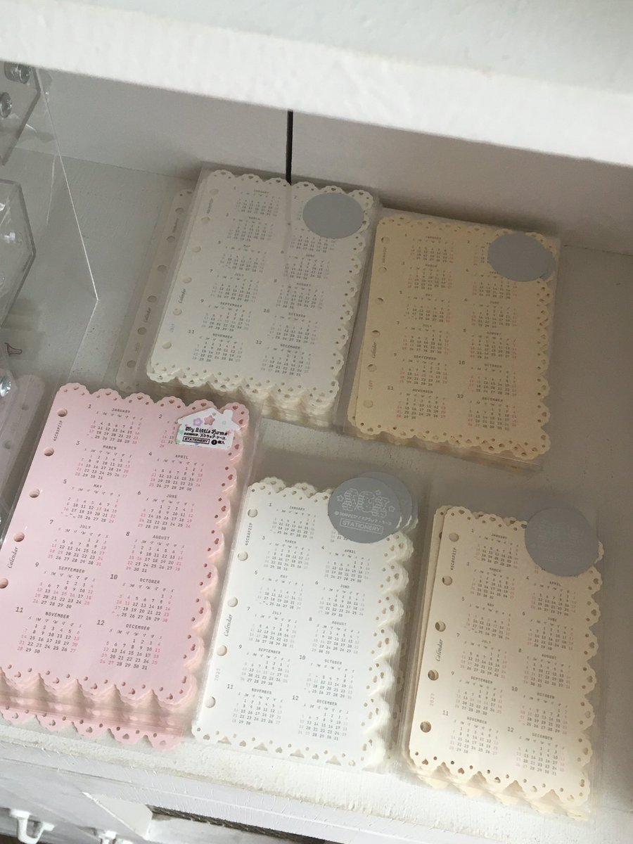 fancyS2atelier's tweet photo. 💌 위탁 안내 

스크랩집의 다양한 제품들이 위탁되었습니다 ♡ 
오늘부터 팬시 아뜰리에 작업실에서 만나보실 수 있습니다! https://t.co/cQpwESKRWQ