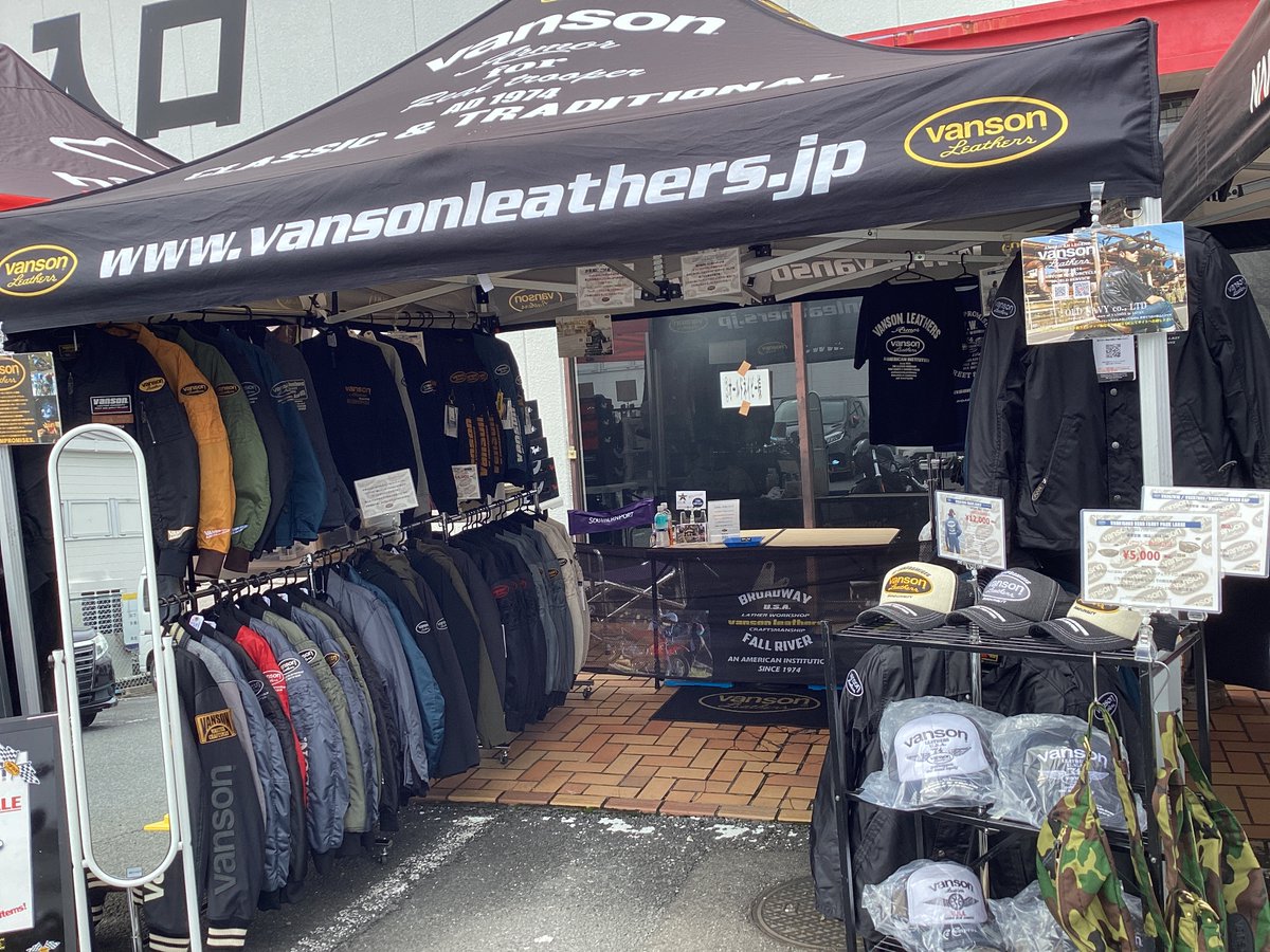 nankaioyama's tweet photo. \イベントブースをご紹介📷✨/
店頭には各メーカーさんのブースがずらり!
気になる商品を実際に見たり、直接お話を聞けるチャンスです☺️
#FLAGSHIP #NANKAI #vanson #hitair https://t.co/IaxHjWaeDx