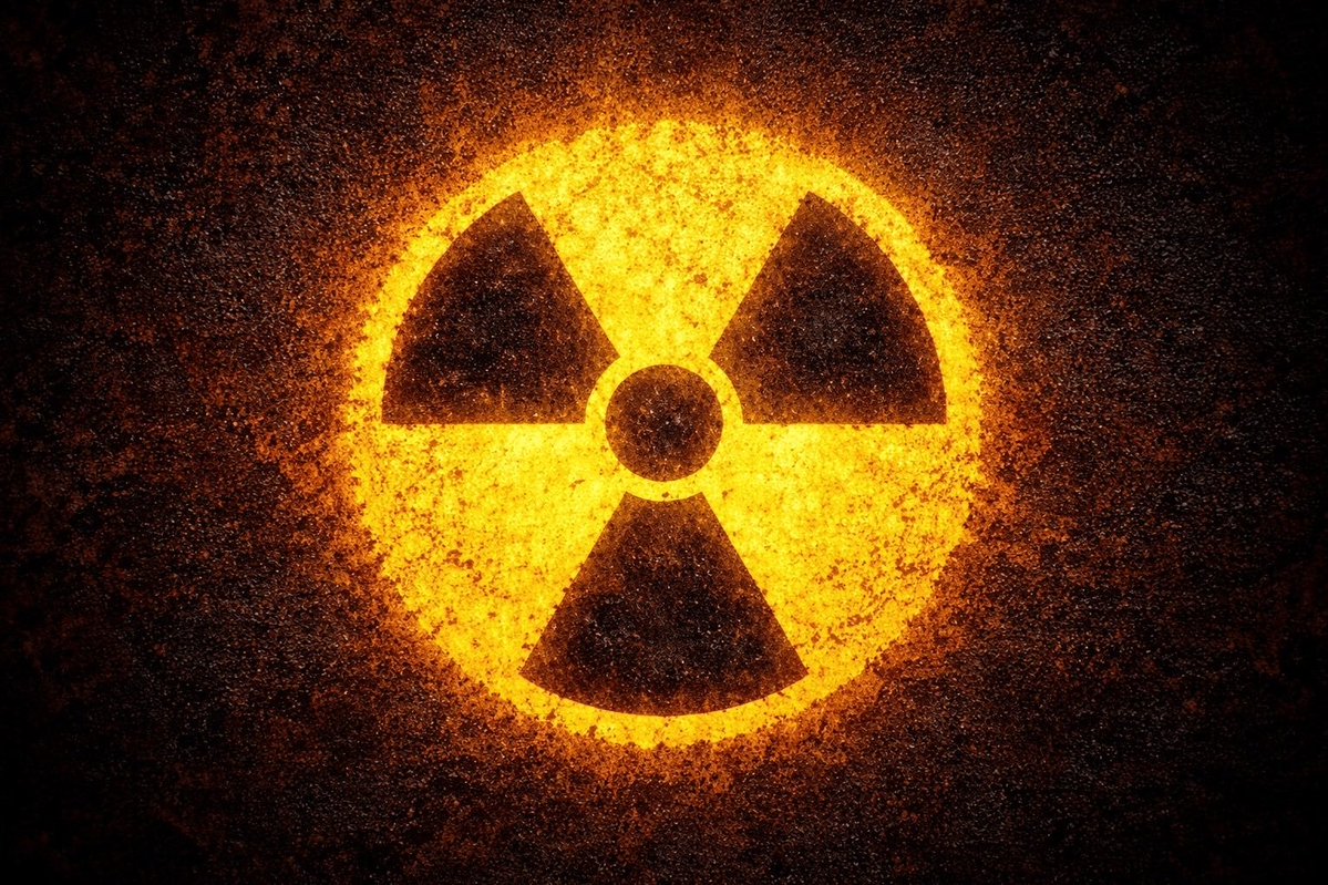 IndiaObserver23's tweet photo. BREAKING - 

Iran is seriously considering leaving the Non-Proliferation Treaty (NPT) and testing a nuclear weapon.

Iran’s new supreme leader is eager to test a nuclear weapon. https://t.co/EXqM8rWrhW