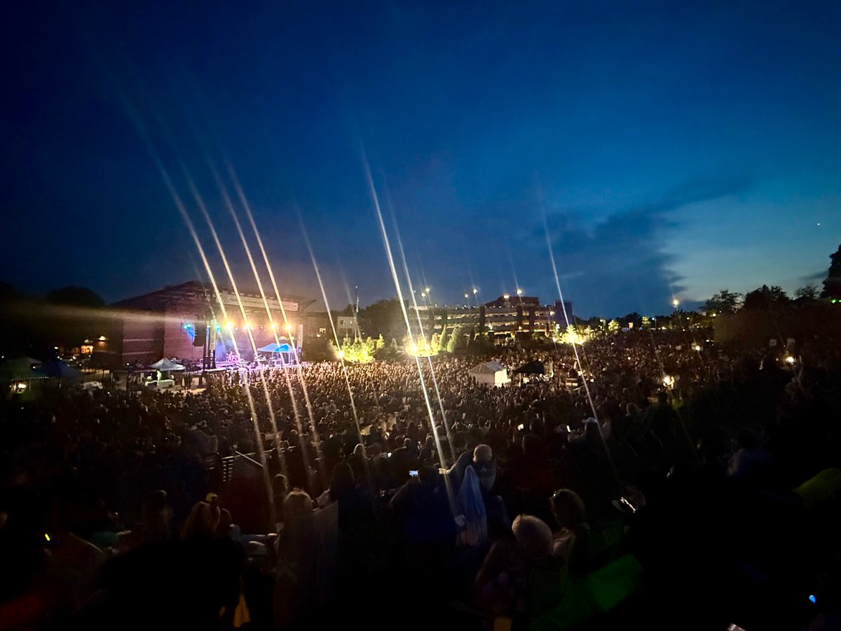 michaelcaldwell's tweet photo. The 2026 Woodstock Summer Concert Series is officially in the books, and this city showed up tonight. Here's to summer nights, great music, and the people who make this place incredible! https://t.co/dj7WXxnbyt